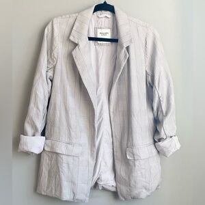 A&F Slouchy Grey Plaid Blazer Jacket